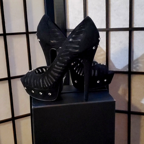 bebe heels size 9 - Picture 10 of 10